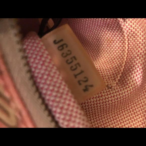 Last Chance D&B Pink Signature Bucket Shoulder Bag - Picture 6 of 6